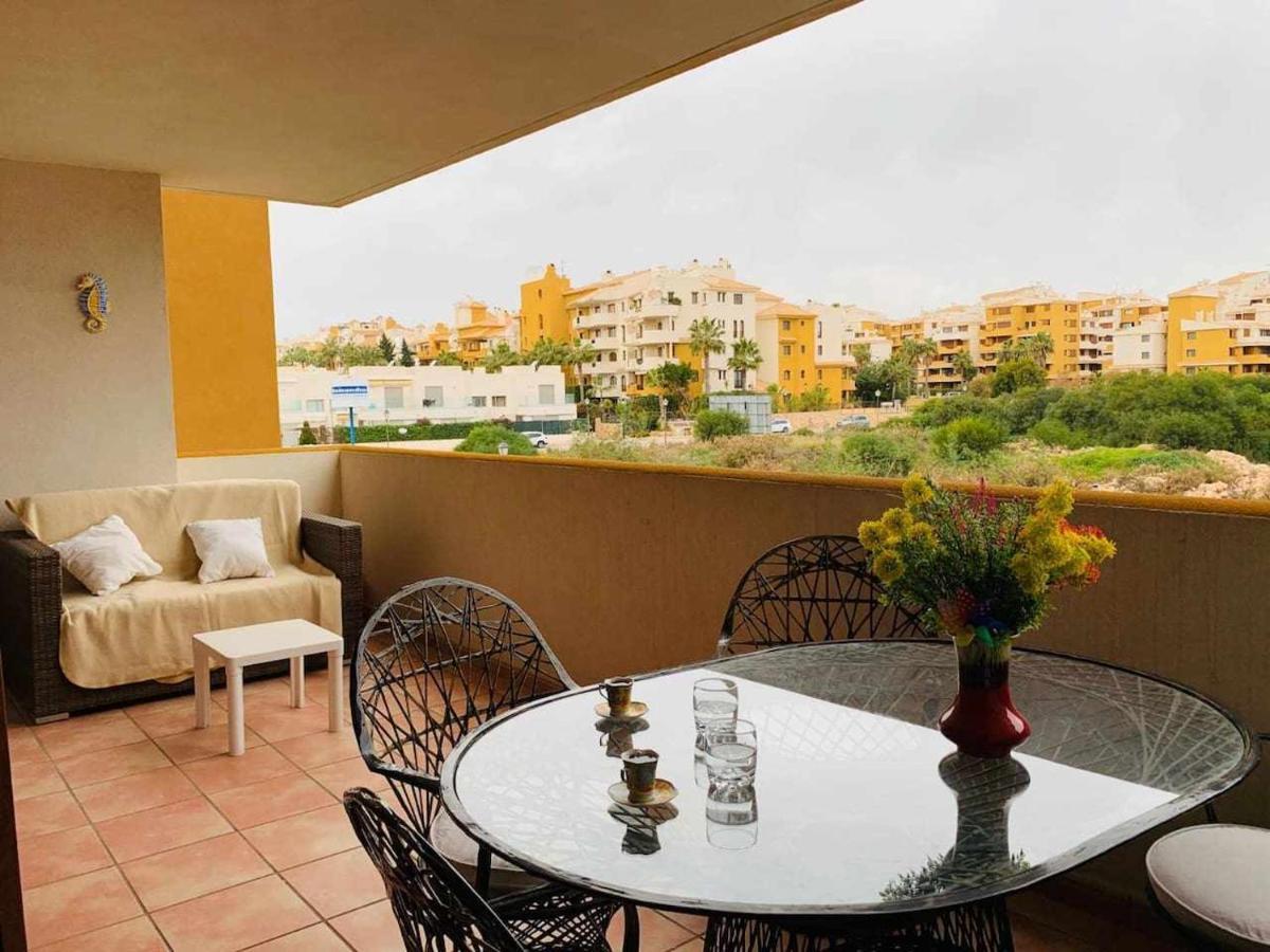 Acogedor Apartamento Al Lado De La Playa لقنت المظهر الخارجي الصورة